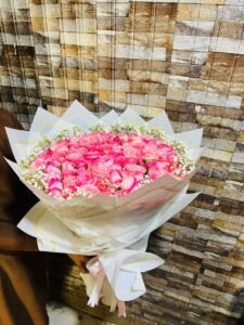 Fresh Flowers in Karachi: 10 Beautiful Bouquets to Brighten Someone’s Day